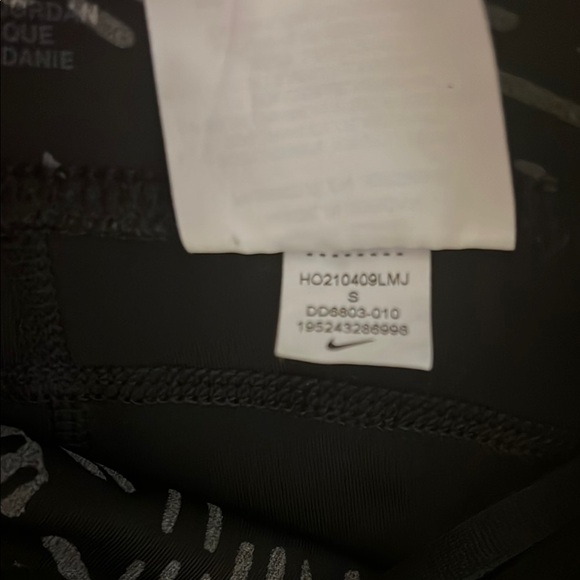 Nike Womens Black Patterned Leggings Size Small - Picture 2 of 6